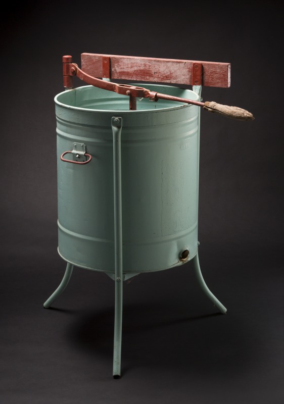 hand operated washing machine