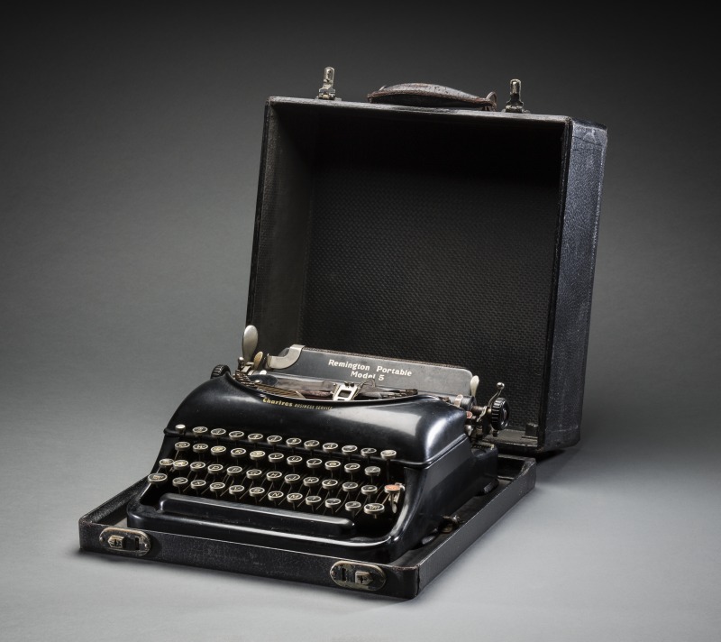 Remington portable typewriter and case used by Isobel Bennett, 1925. National Museum of Australia. Photograph by Jason McCarthy.