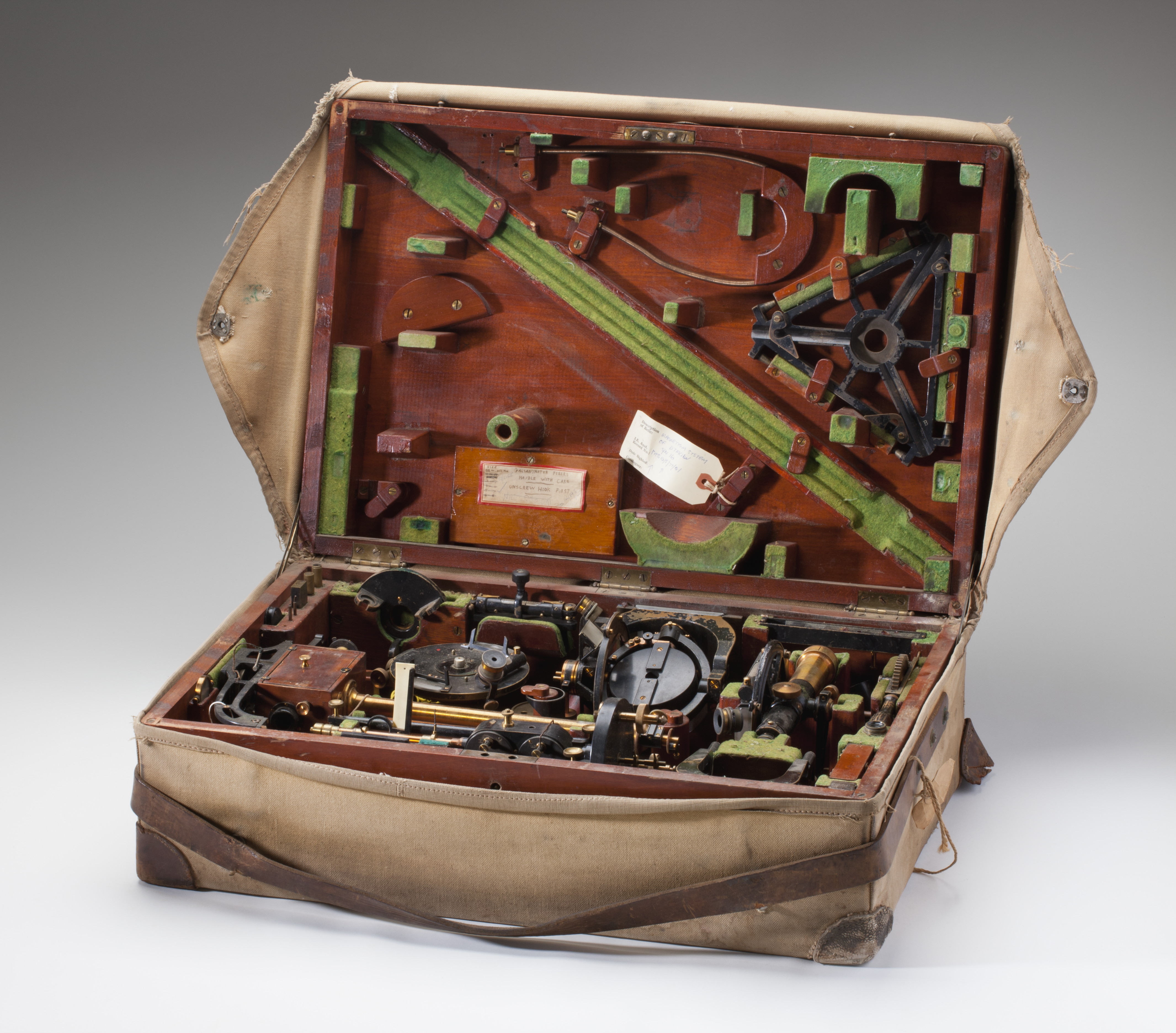 Magnetometer-theodolite CIW-16, 2015 Image: National Museum of Australia