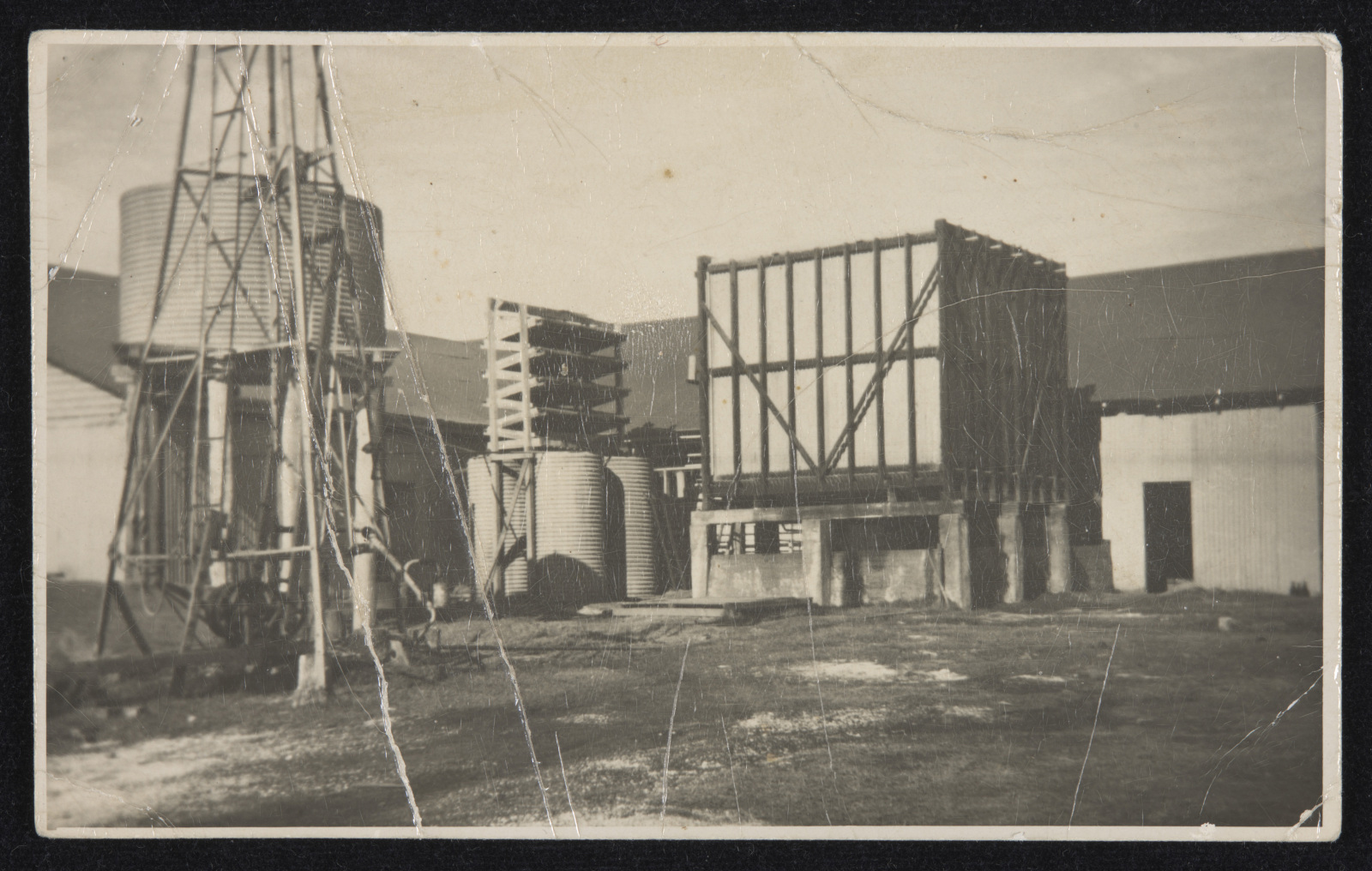 Engine room and condensers at the Yelarbon Freezing Works, Queensland, 1926-1955. Bert Wright collection, National Museum of Australia. Reprography by Katie Shanahan.