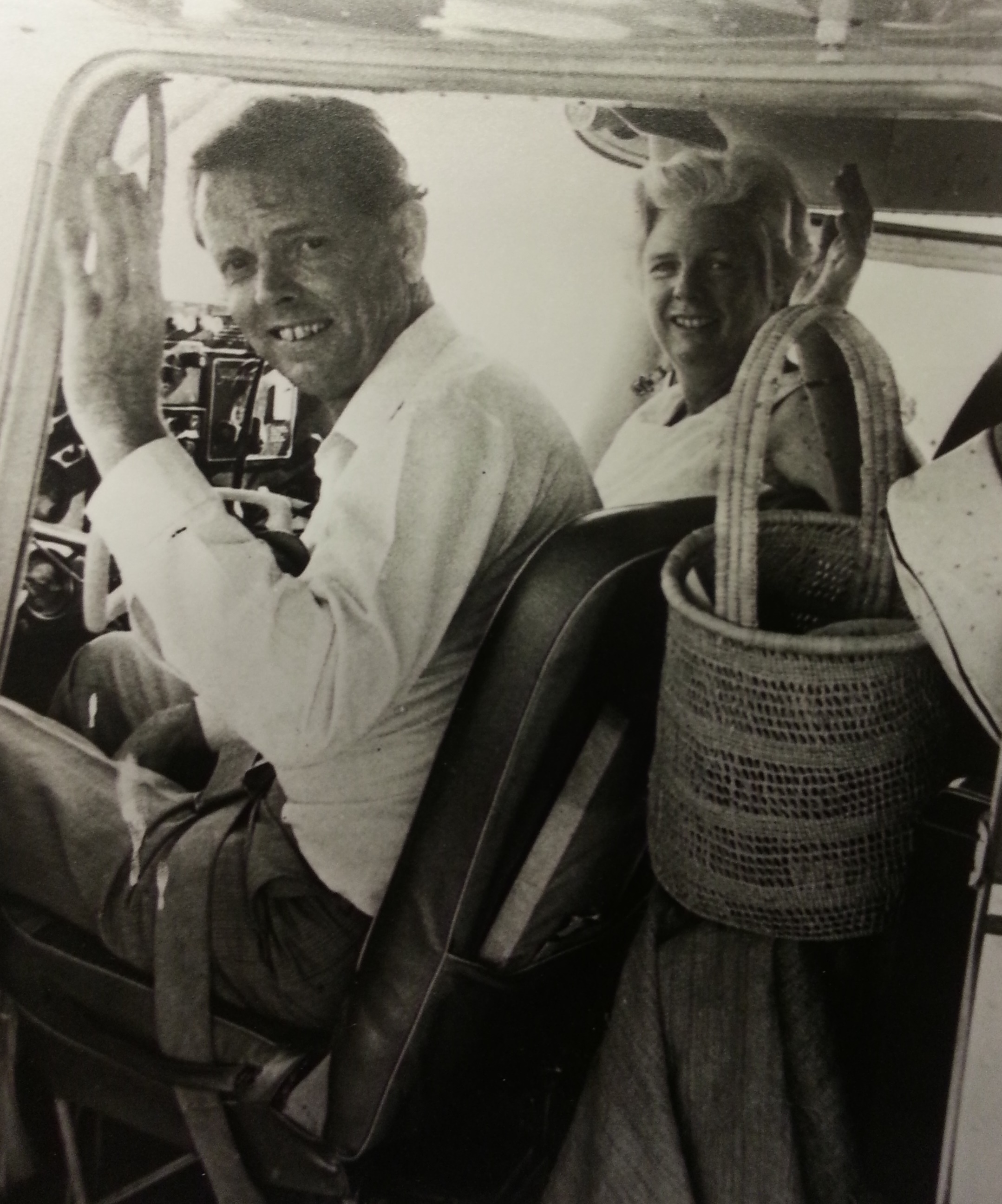 Dick and helen Blackburn leaving Darwin for Canberra