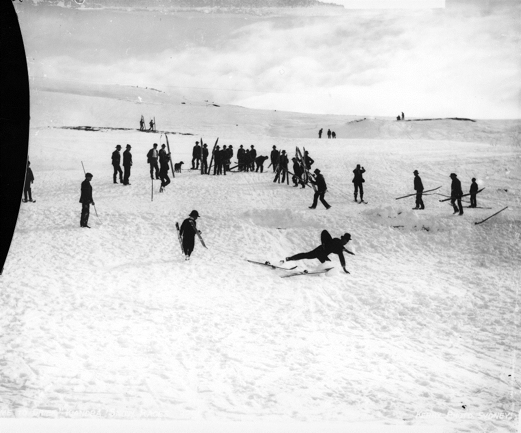 Sad, Kiandra Snow Races, by Charles Kerry, from Wikimedia Commons.